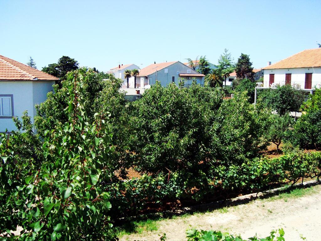 Apartment Brcic Biograd Na Moru Exterior photo